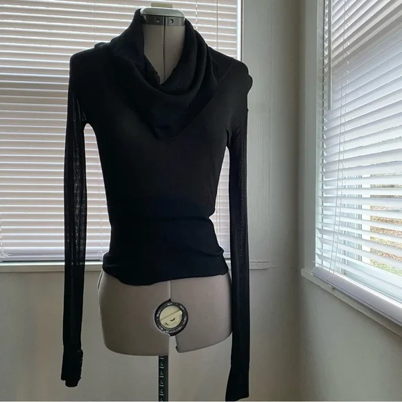 Beautiful Women's Sheer Long Sleeve Sweater Blouse Cowl Neck Size S - Picture 1 of 9